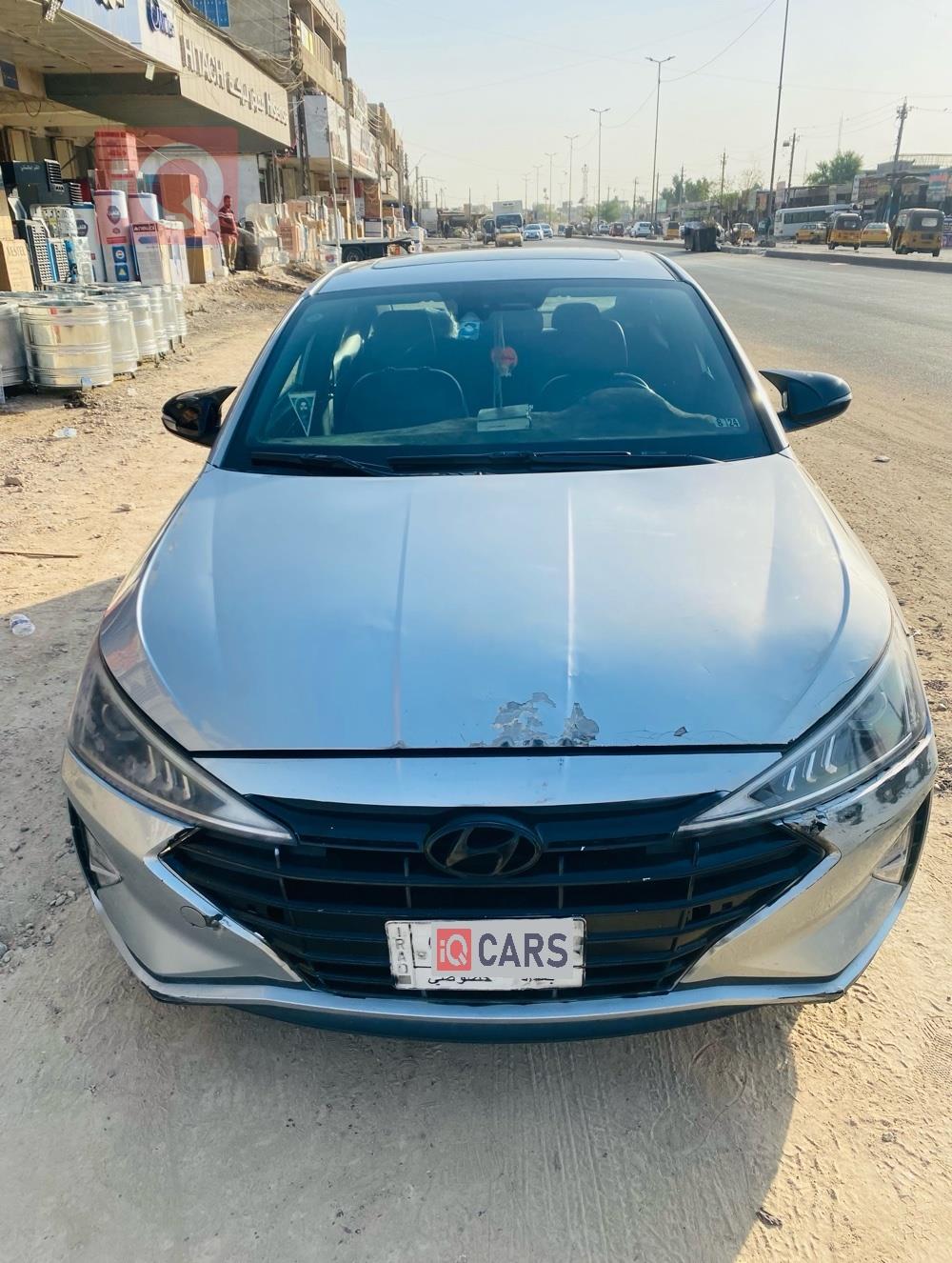 هیوندای ئەلەنترا